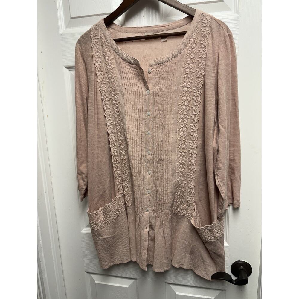 Logo Lavish Pink With A Lace Embellishment Sz 2x